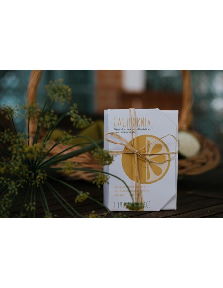 California Bagno E Crema Doccia Solido Per Pelli Normali|Ethical Grace|Wingsbeat California Bagno E Crema Doccia Solido Per Pelli Normali|Ethical Grace|Wingsbeat