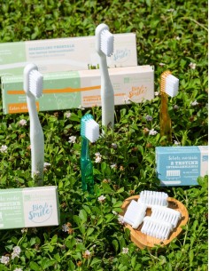 Spazzolino Fibra Vegetale Setole Morbide - Bianco Blu|La Saponaria|Wingsbeat 2