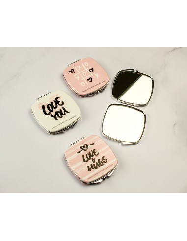 Specchietto "Love" | Le Kikke | Wingsbeat Specchietto "Love" | Le Kikke | Wingsbeat