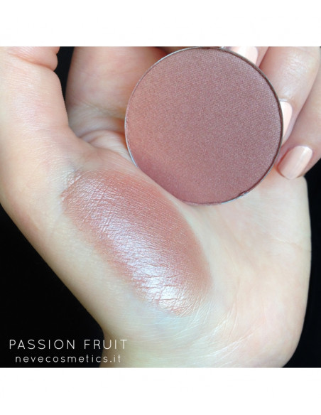Blush in cialda Passion Fruit | Neve Cosmetics | Wingsbeat
