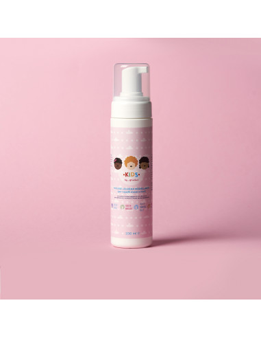 Afroricci Kids Mousse Leggera Modellante Per Capelli Mossi | Wingsbeat Afroricci Kids Mousse Leggera Modellante Per Capelli Mossi | Wingsbeat