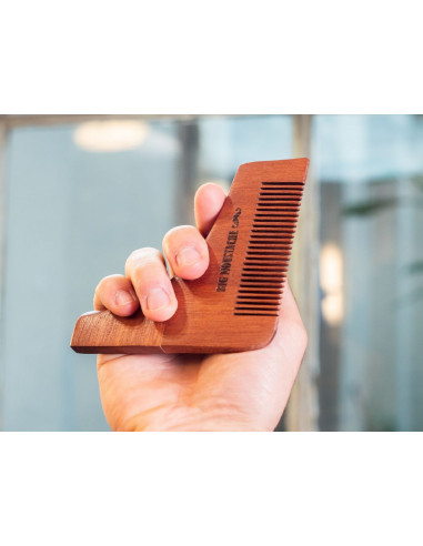 Pettine Modellante per Barba | Acquista su Wingsbeat Pettine Modellante per Barba | Acquista su Wingsbeat