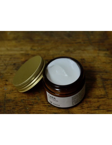 Cara - Crema Giorno | Acquista su Wingsbeat Cara - Crema Giorno | Acquista su Wingsbeat