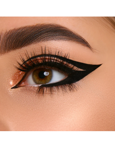 DIP LINER MATTE Eyeliner| Acquista su Wingsbeat DIP LINER MATTE Eyeliner| Acquista su Wingsbeat