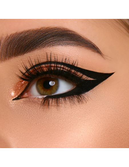 DIP LINER MATTE Eyeliner| Acquista su Wingsbeat DIP LINER MATTE Eyeliner| Acquista su Wingsbeat