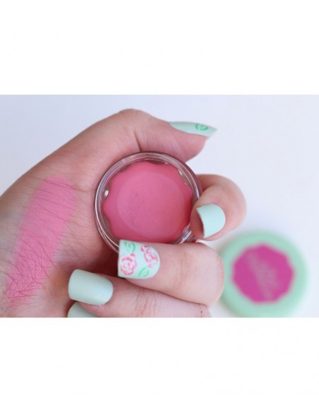 Blush Garden Saturday Neve Cosmetics - Wingsbeat