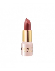 Grapedivine Lip Balm | Neve Cosmetics | Wingsbeat