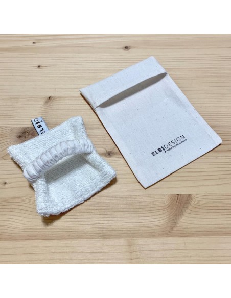 PAD STRUCCANTE in bambù con elastico e bustina | Wingsbeat PAD STRUCCANTE in bambù con elastico e bustina | Wingsbeat